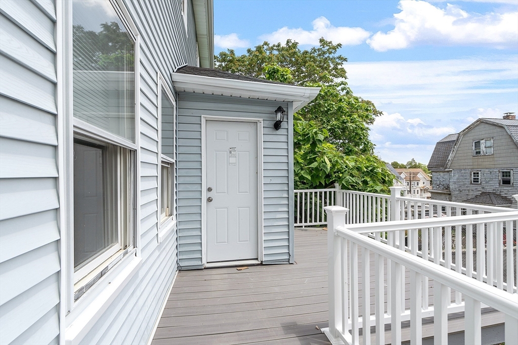 15 Mount Washington Ave