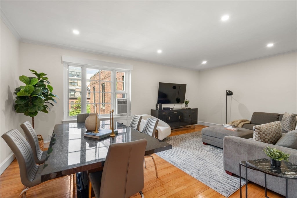 15 Monmouth Court #5, Brookline, MA, 15 Monmouth Court #5, Brookline, MA Photo #1
