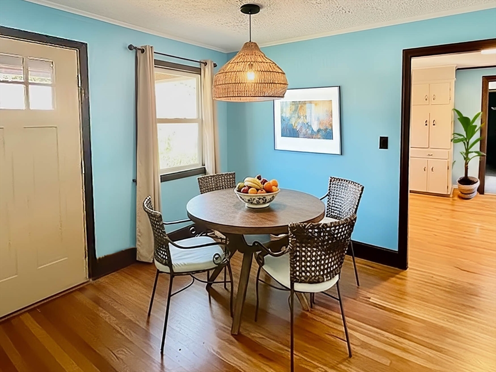 6 Hadasah Way Winter Rental 11/1-5/15