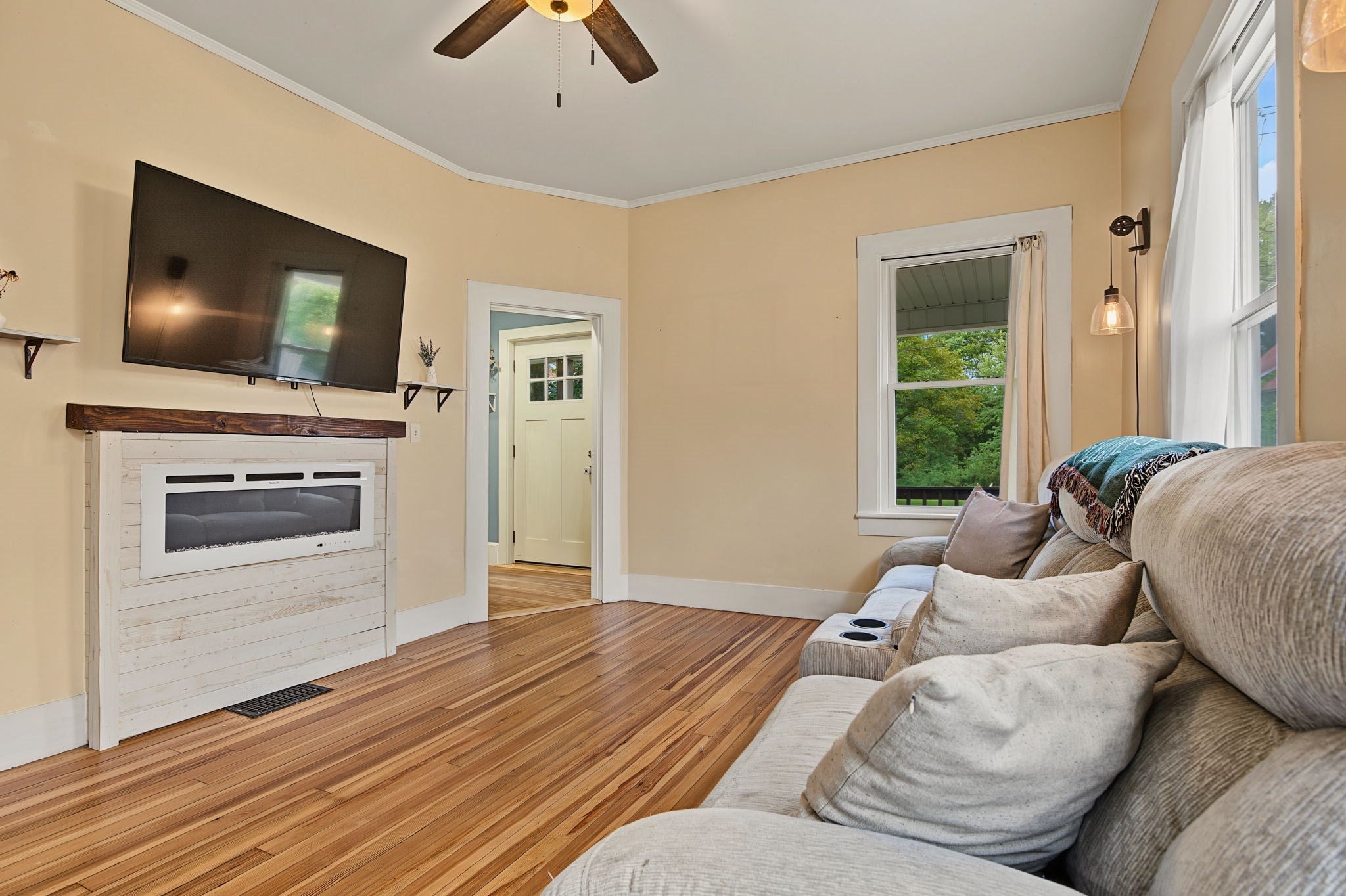 37 Elm St, Greenfield, MA, 37 Elm St, Greenfield, MA Photo #5