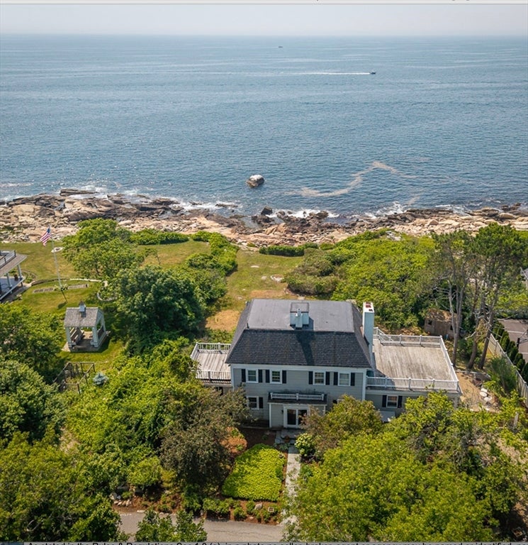 8 Rouse Rd, Gloucester, MA Photo #1