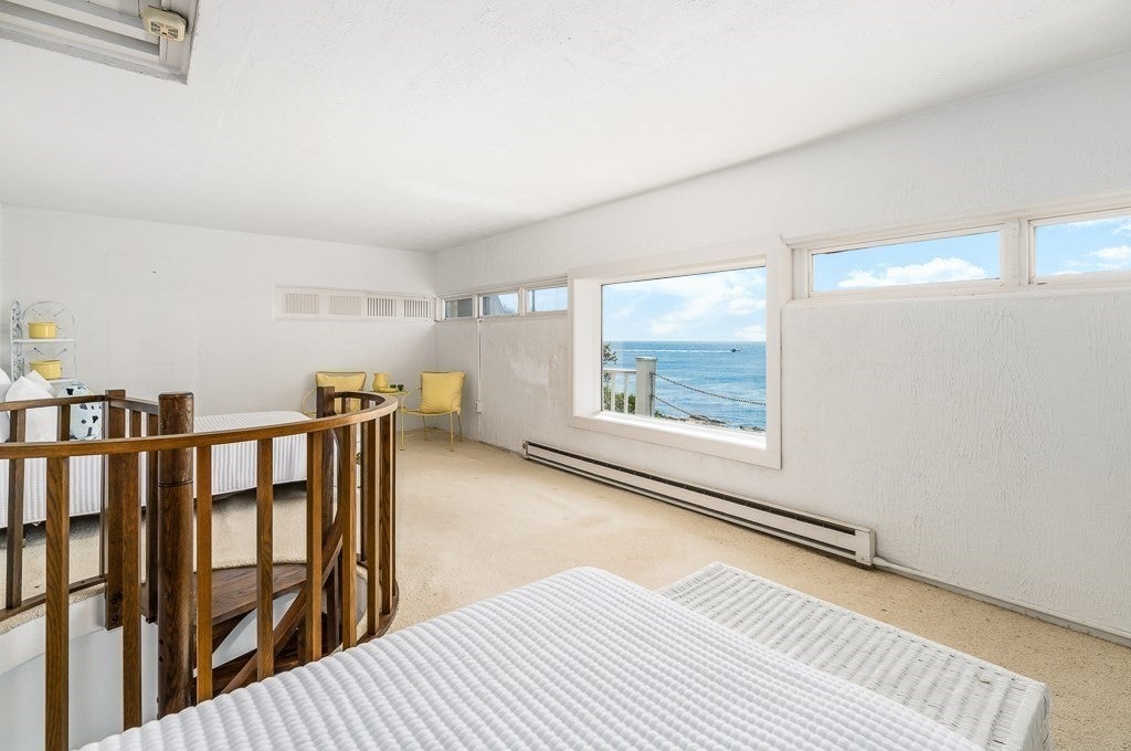 8 Rouse Rd, Gloucester, MA Photo #17
