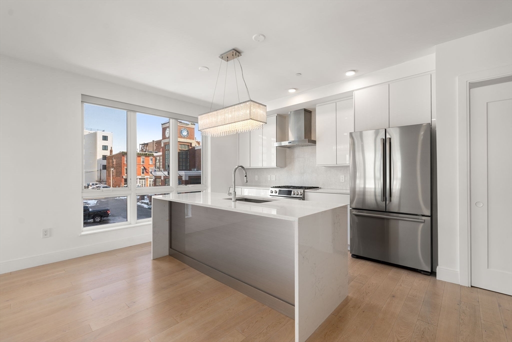 20 W 5th St 2L