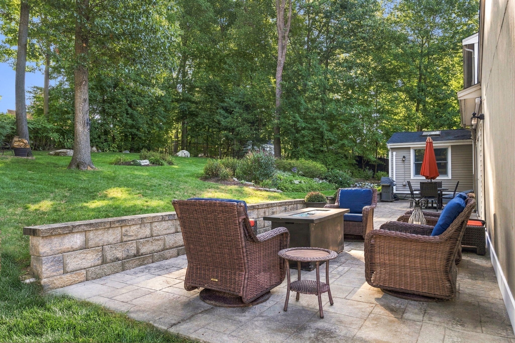 4 Kristin Ln, Canton, MA Photo #11