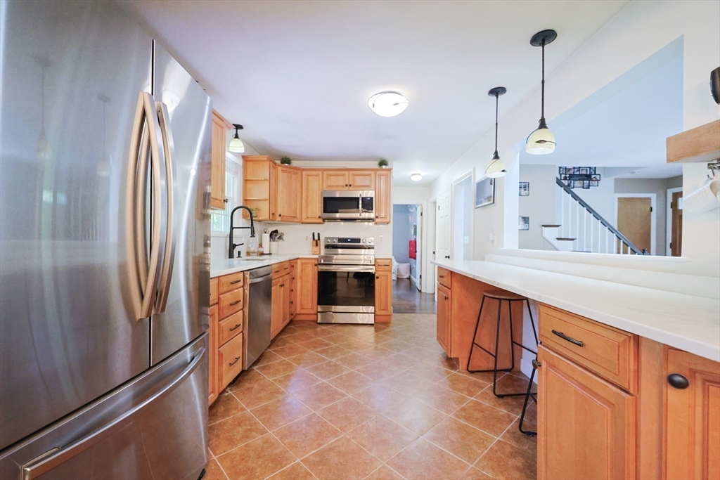 582 Pleasant St