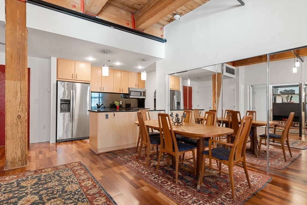 9 West Broadway 404