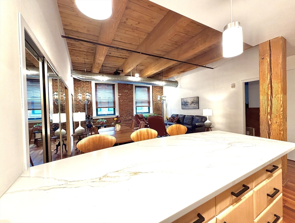 9 West Broadway 404