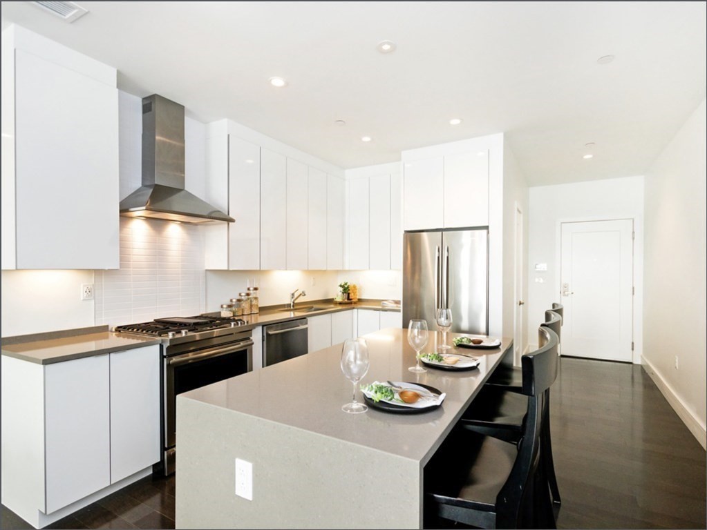 2 West Sixth St. 208