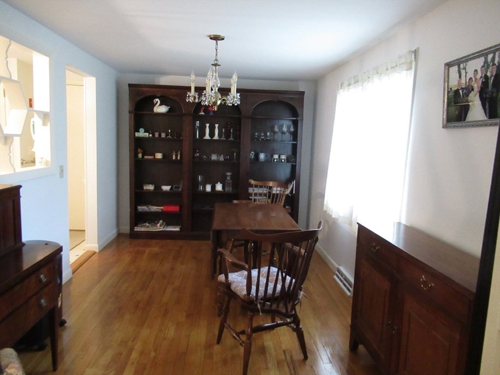 39 Phyllis Dr, Yarmouth, MA, 39 Phyllis Dr, Yarmouth, MA Photo #9