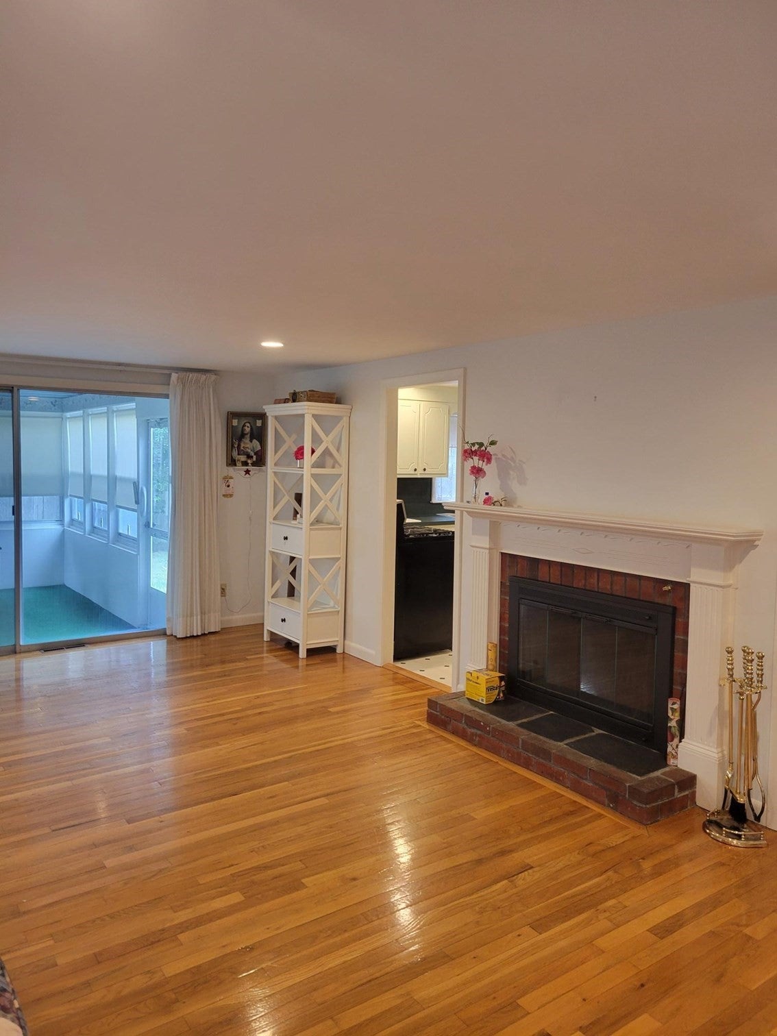 39 Phyllis Dr