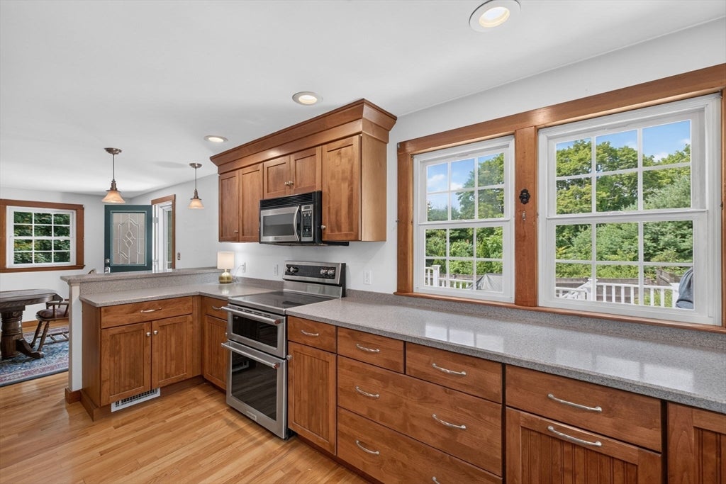 80 School Street, Hanover, MA, 80 School Street, Hanover, MA Photo #19