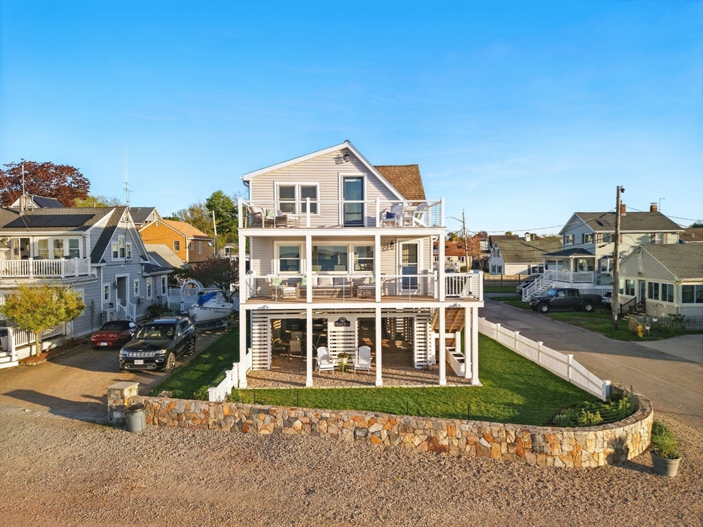 119 Fort Point Rd
