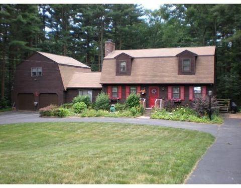 23 Horseshoe Dr Plainville MA 02762