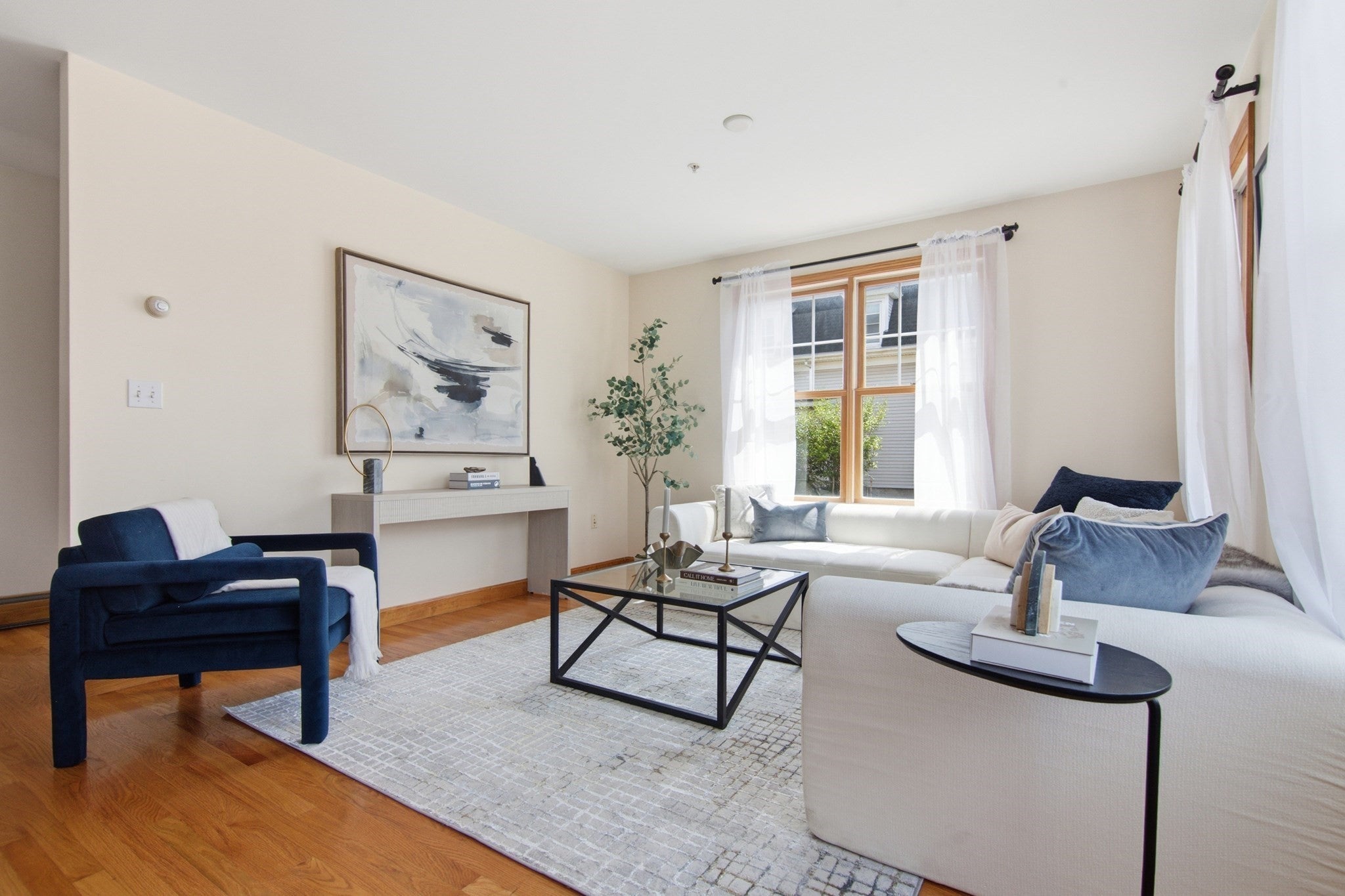 287 Everett St 1, Boston MA 02134