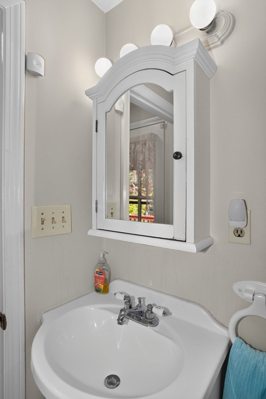 264 Bigelow St, Marlborough, MA, 264 Bigelow St, Marlborough, MA Photo #9