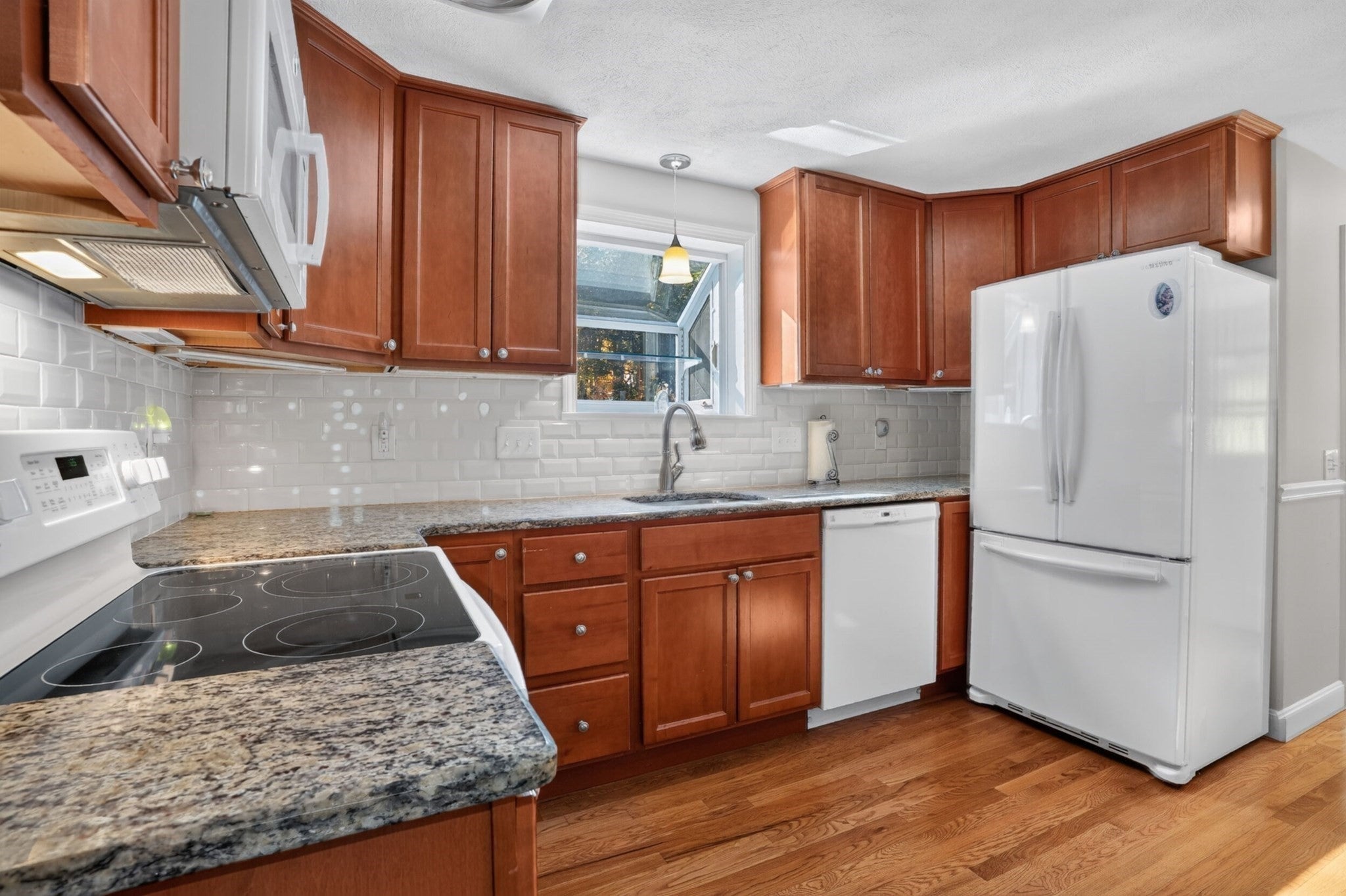 264 Bigelow St, Marlborough, MA, 264 Bigelow St, Marlborough, MA Photo #6