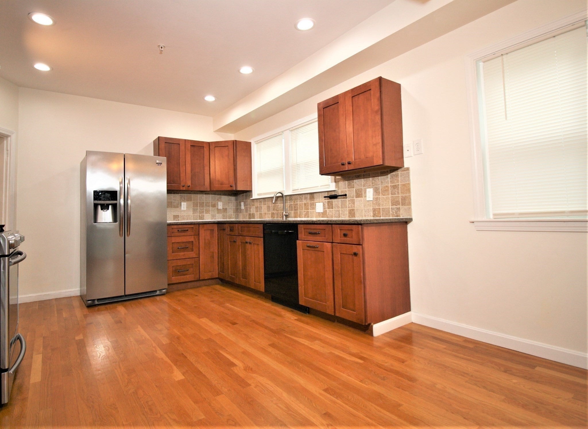 16 Playstead Rd #2, Boston, MA Photo #7