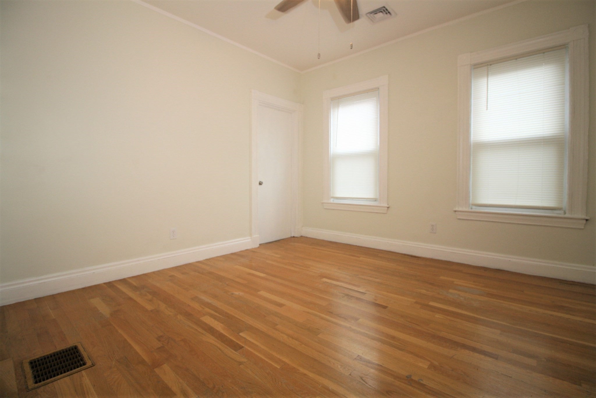 16 Playstead Rd #2, Boston, MA Photo #13