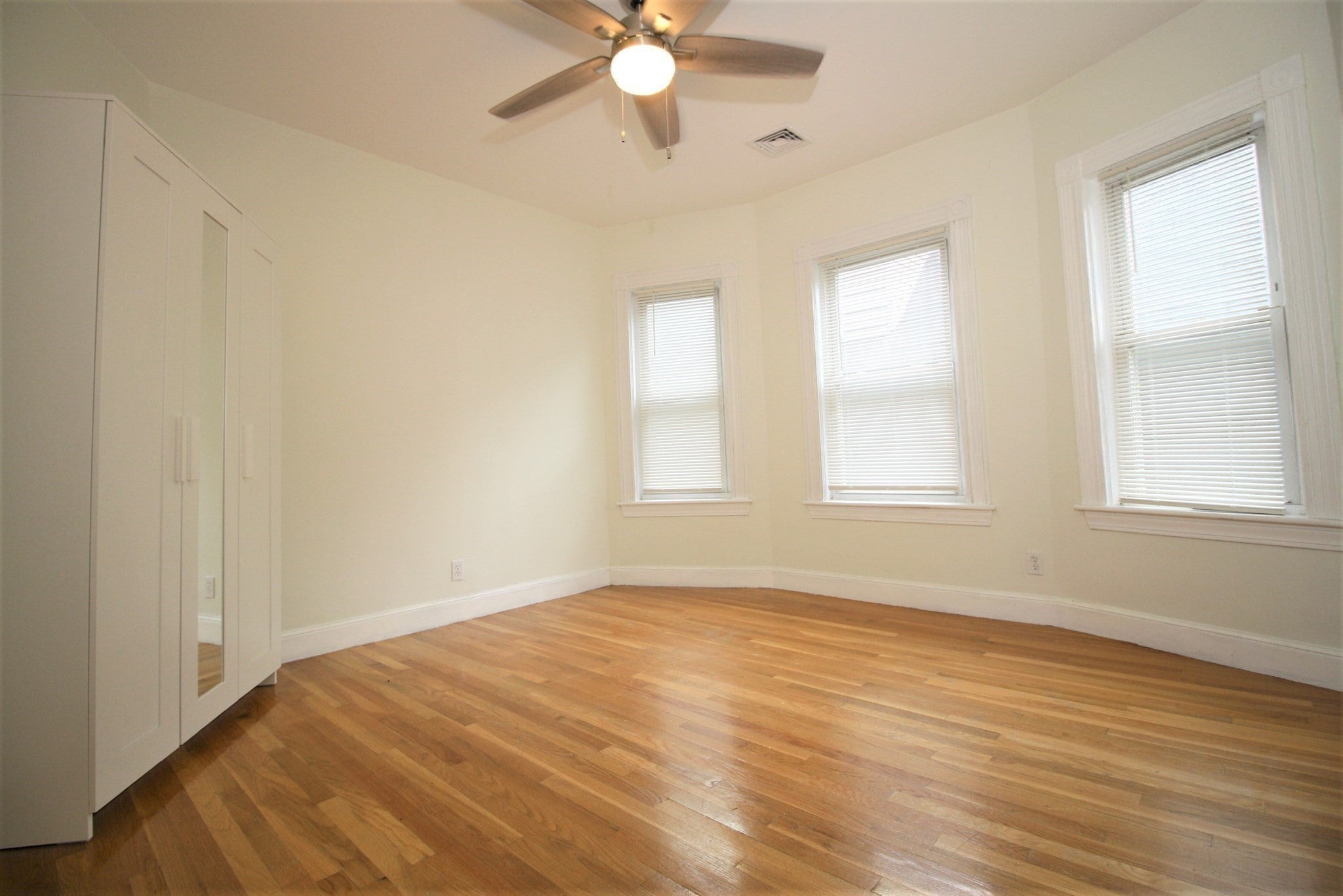 16 Playstead Rd #2, Boston, MA Photo #22