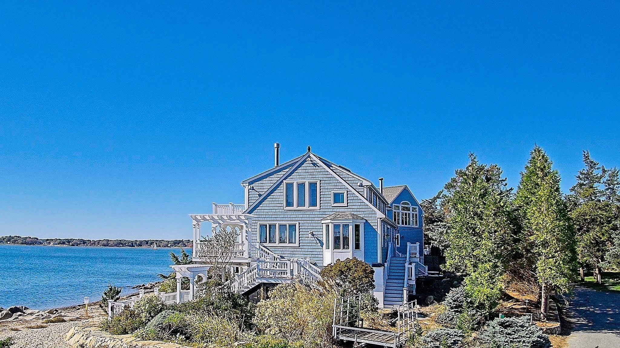 4 West Ave