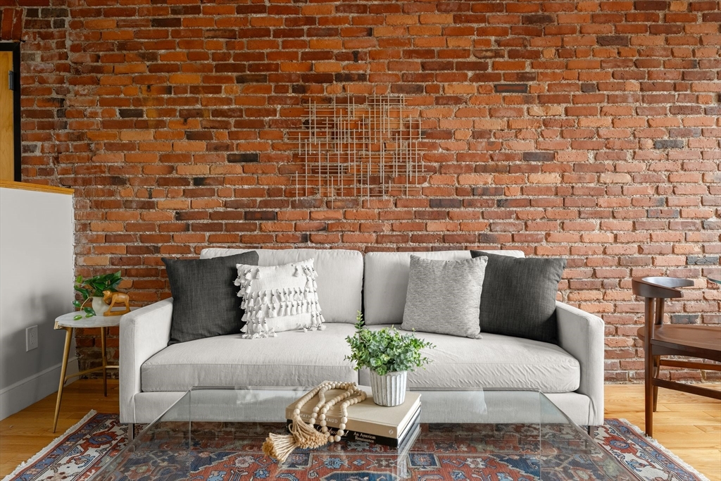 88 Hancock St 17