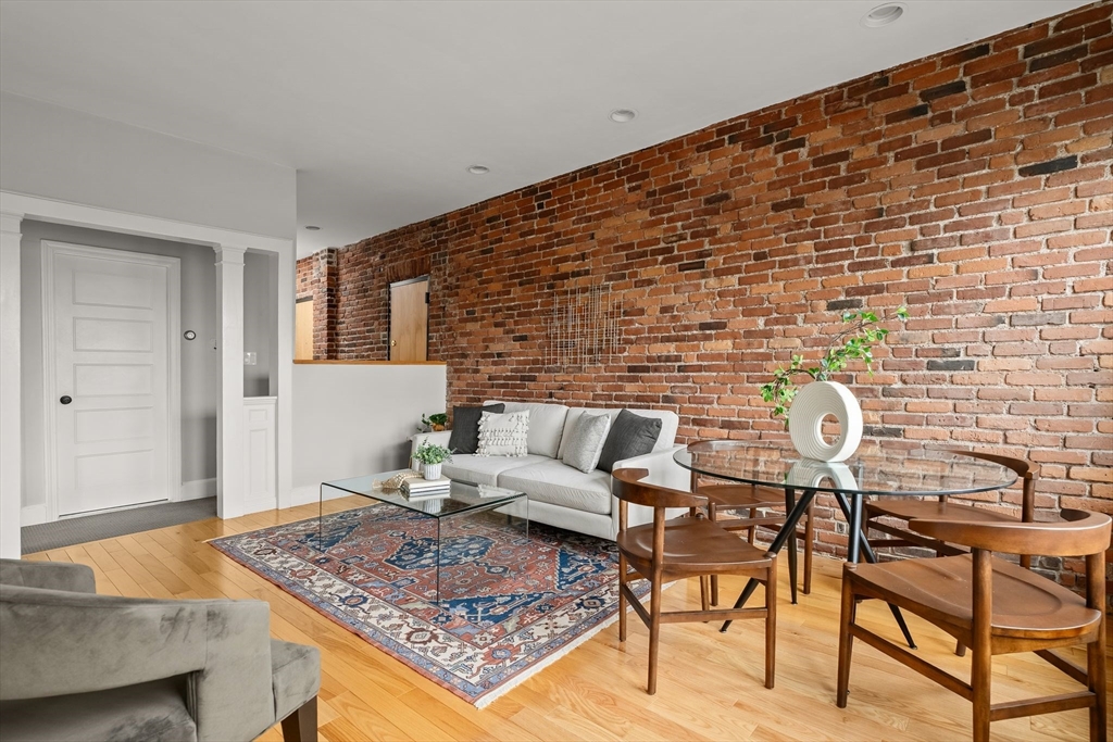 88 Hancock St 17