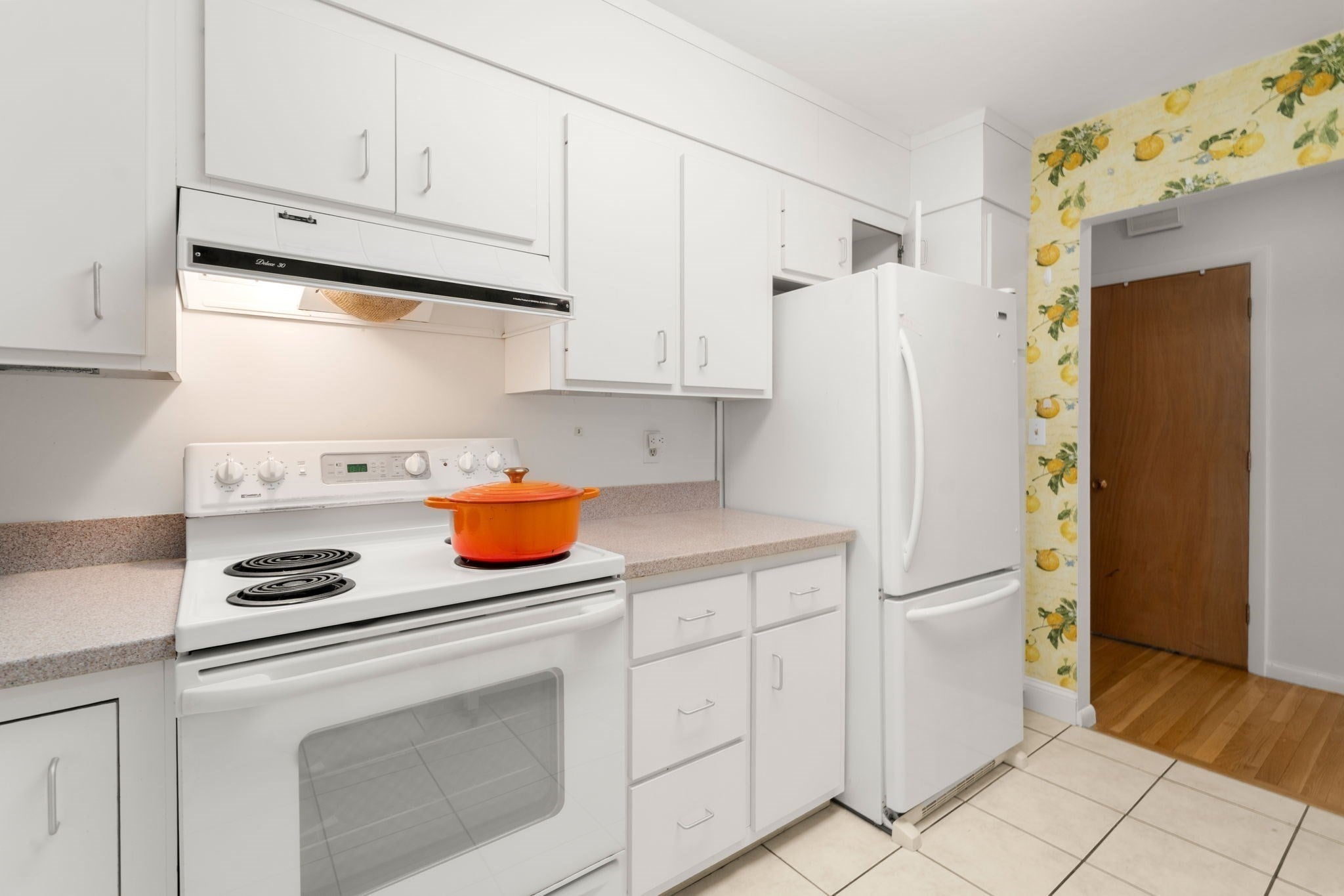 41 Centre St #204, Brookline, MA, 41 Centre St #204, Brookline, MA Photo #6