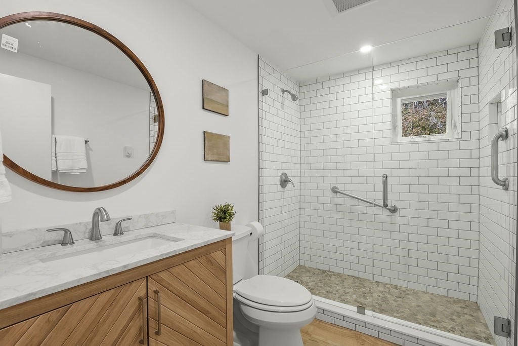 35 Ashumet Rd #17A, Mashpee, MA, 35 Ashumet Rd #17A, Mashpee, MA Photo #18