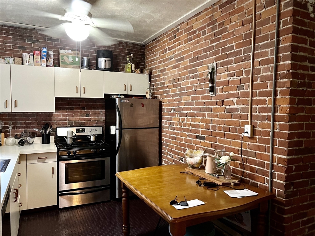 7 Unity Street 4