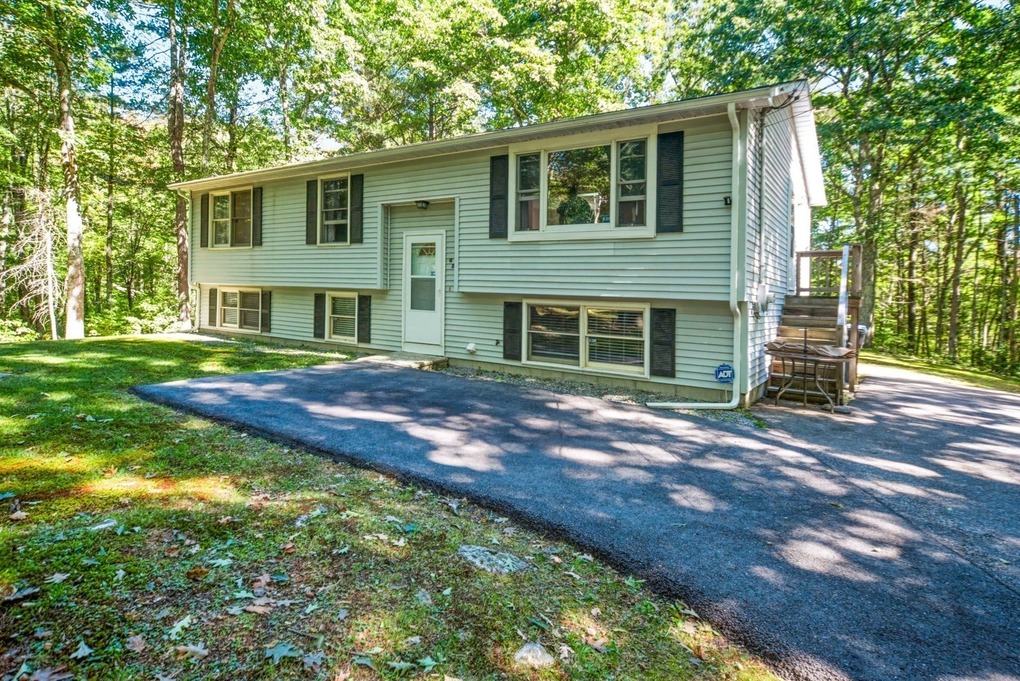 45 Pleasantdale Rd