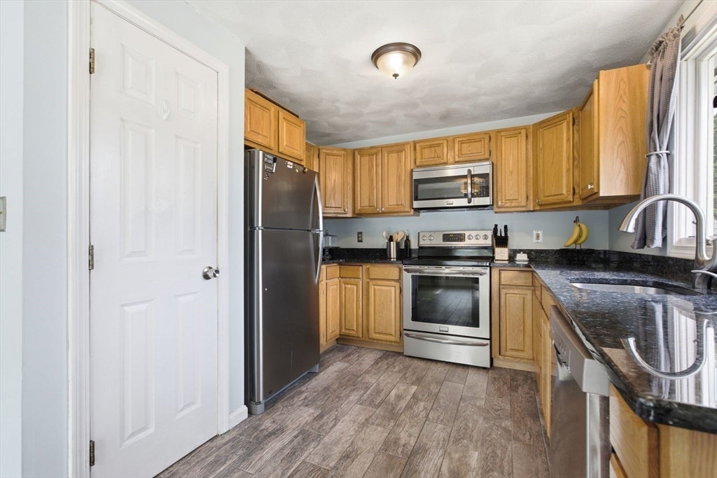 3301 Pouliot Place, Wilmington, MA, 3301 Pouliot Place, Wilmington, MA Photo #11