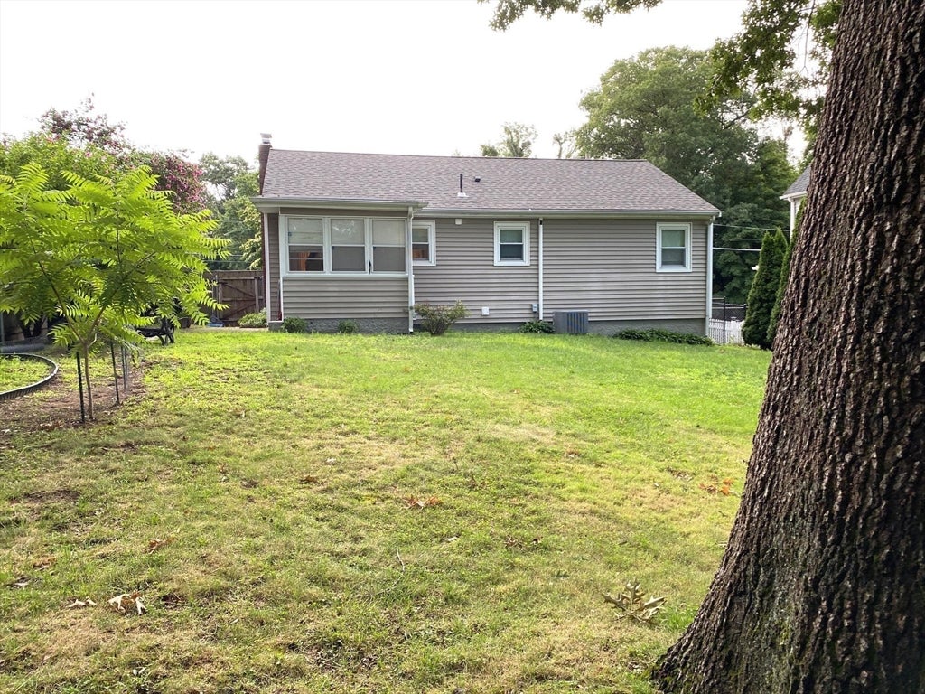 12 Welsford St, Brockton, MA, 12 Welsford St, Brockton, MA Photo #6