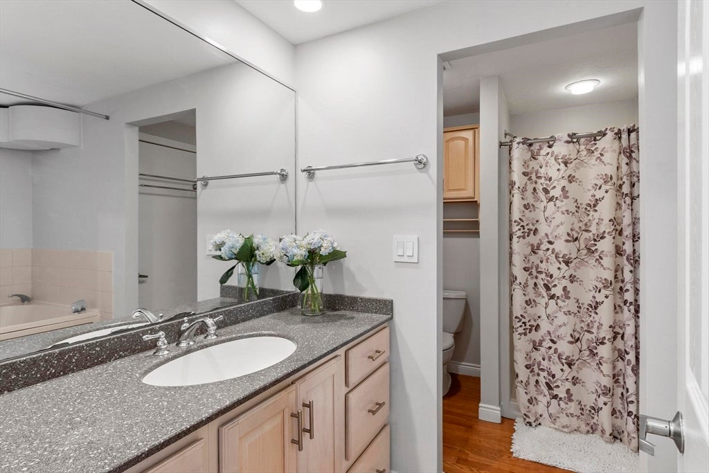 40 Oceanside DR #40, Hull, MA, 40 Oceanside DR #40, Hull, MA Photo #16