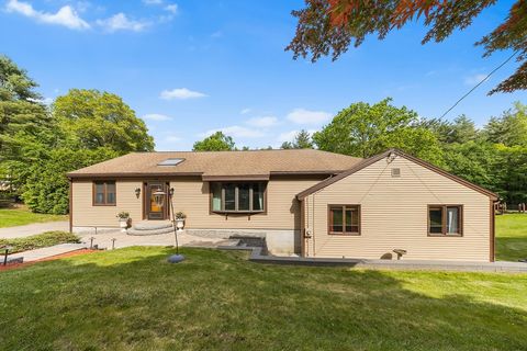 82 Allen Rd Sturbridge MA 01566