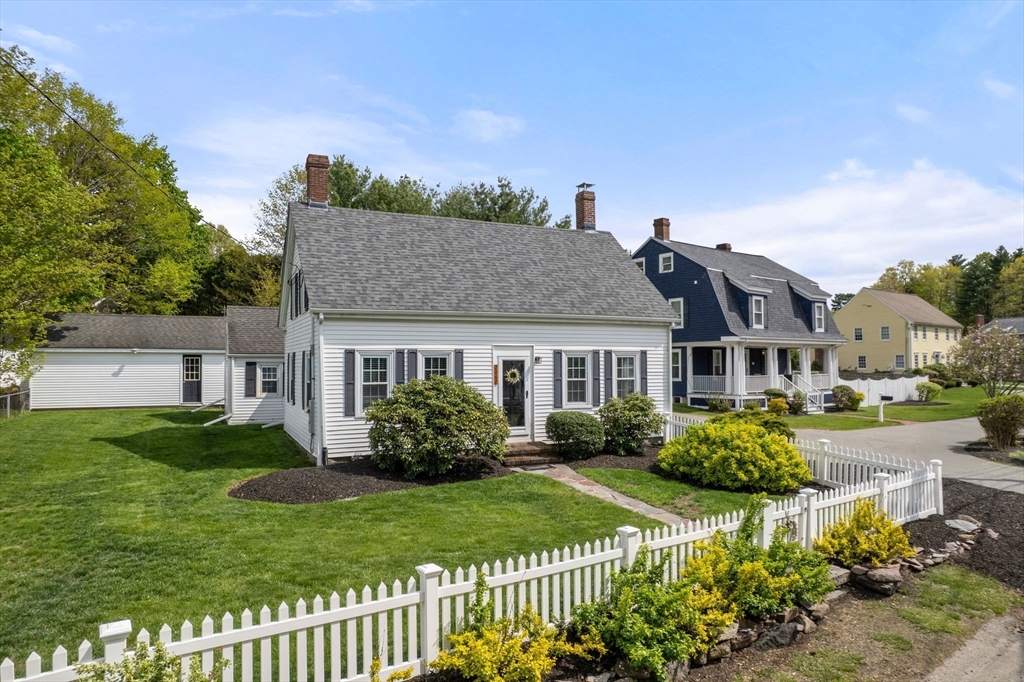 Photo of 2067 Washington St, Canton, MA