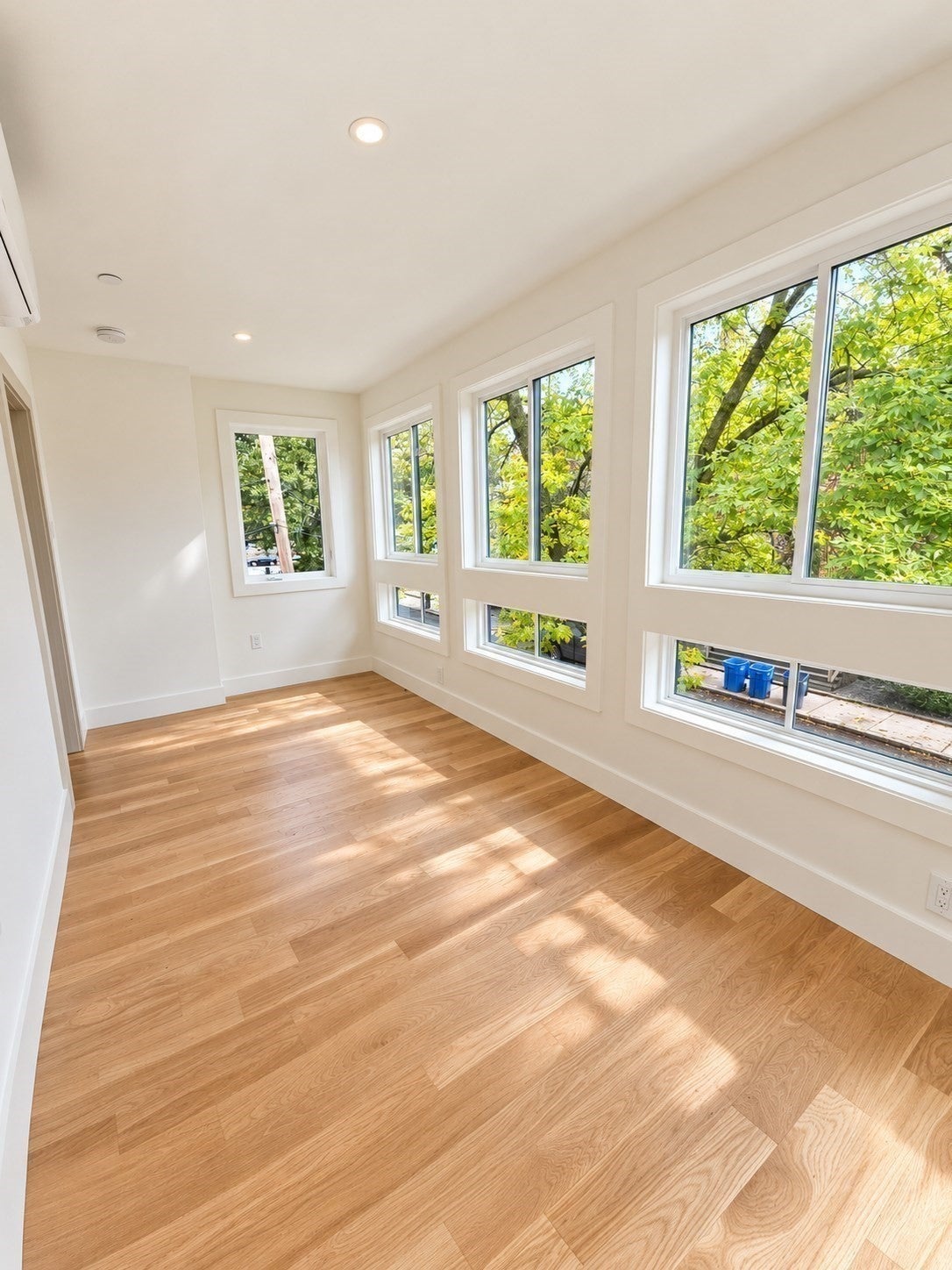 54 Adams St 4