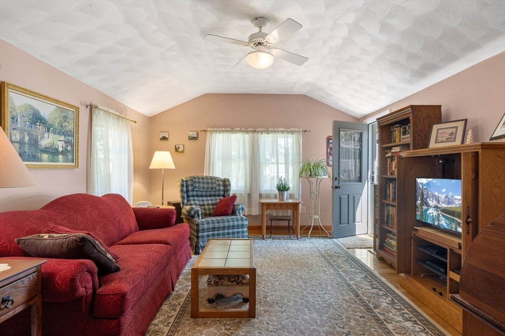 64 Heywood Ave, Melrose, MA, 64 Heywood Ave, Melrose, MA Photo #18