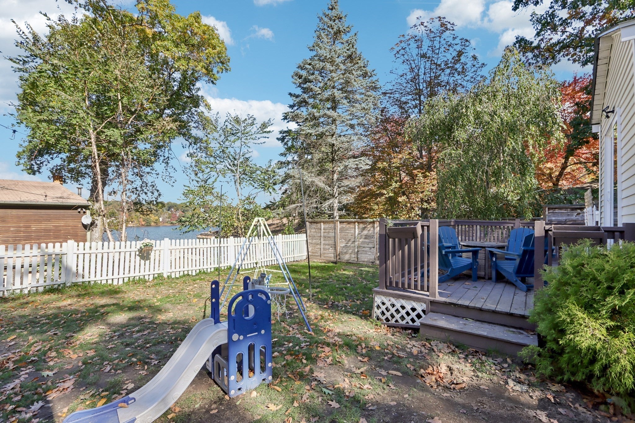 2 Lakeview Dr, Billerica, MA Photo #4