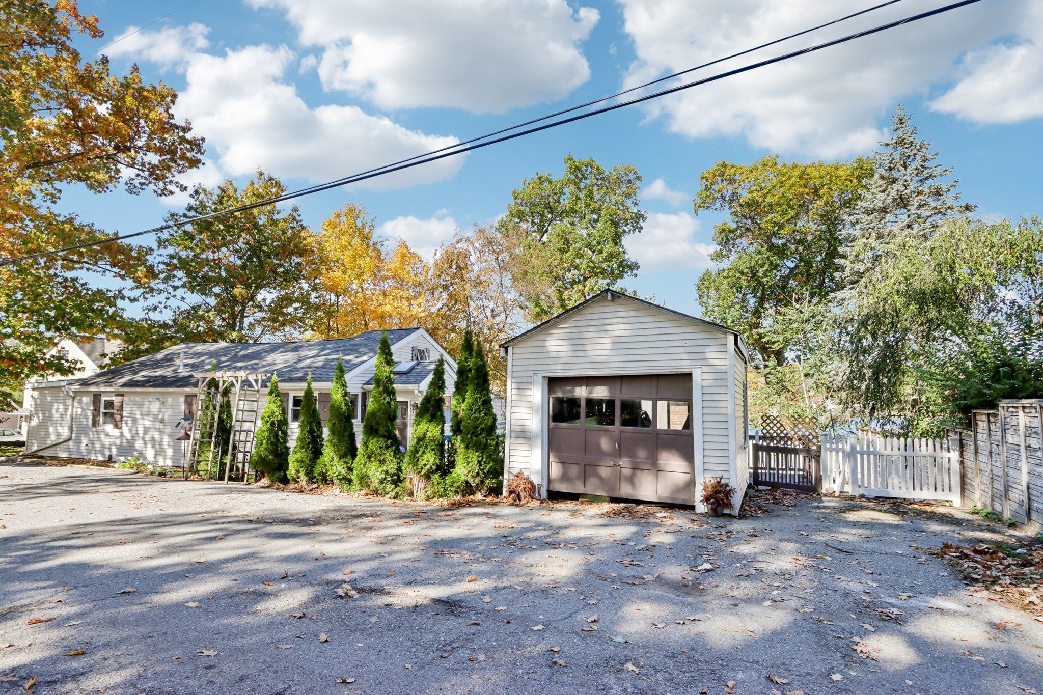 2 Lakeview Dr, Billerica, MA Photo #42