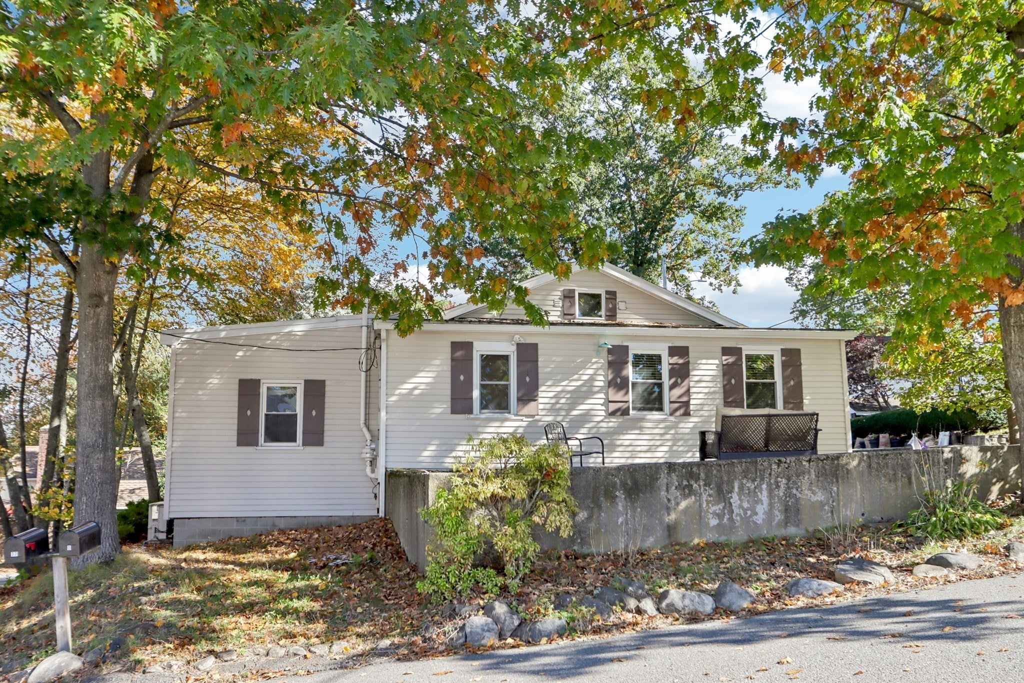 2 Lakeview Dr, Billerica, MA Photo #40