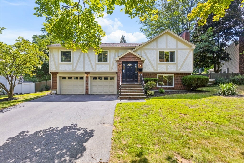 4 Rodgers Rd, Stoneham, MA, 4 Rodgers Rd, Stoneham, MA Photo #2