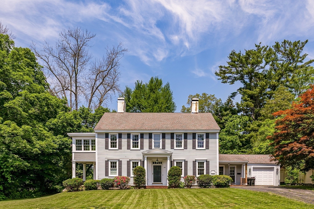 285 Main St