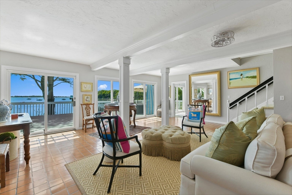 Barnstable, Massachusetts 02635, United States, 4 Bedrooms Bedrooms, ,2 BathroomsBathrooms,Residential,Active,106184