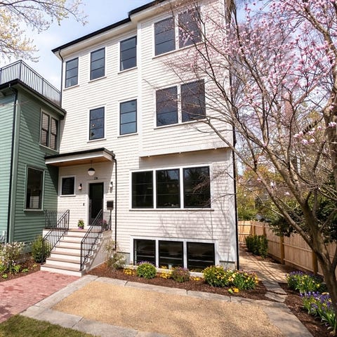 Photo of 18A Clinton Street #18A, Cambridge, MA 02139 (MLS # 73538990)
