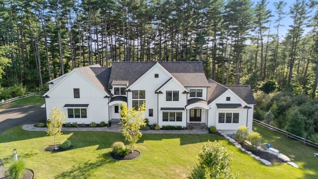 12 Ariana Ln
