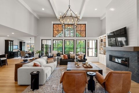 12 Ariana Ln Norfolk MA 02056