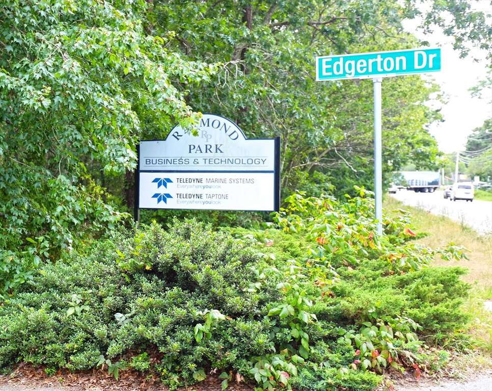 33 Edgerton Dr 1B