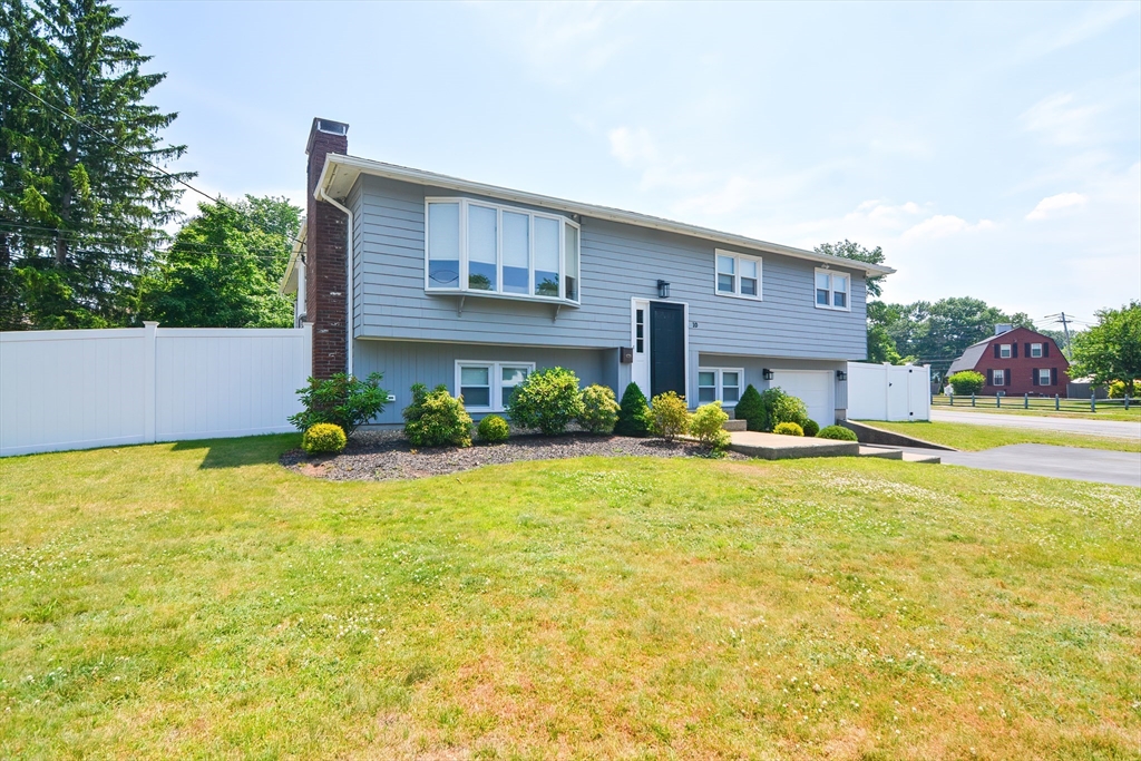 10 Hoover Avenue