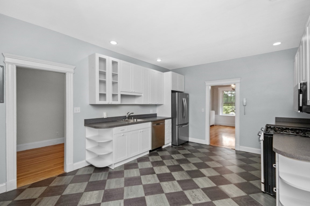 441 Washington St 5