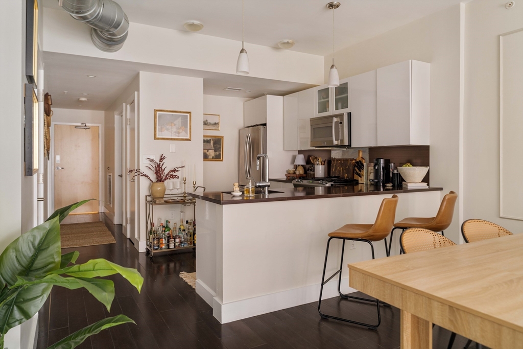 257 Northampton St 307